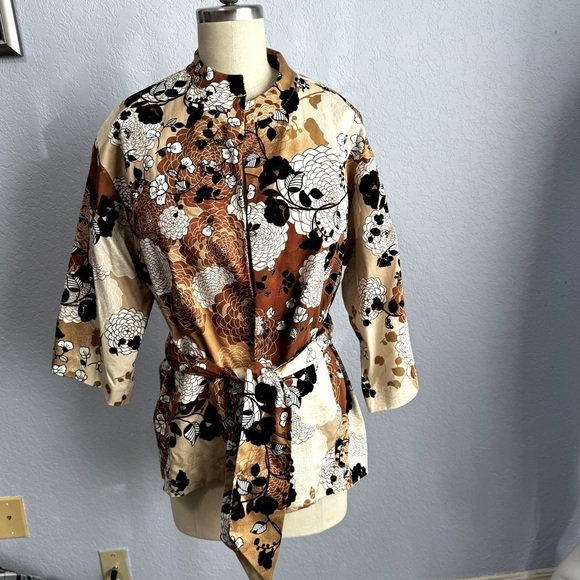 Natori-Disney Alice Through The Looking Glass Floral Cotton Stretch Jacket - Picture 1 of 8